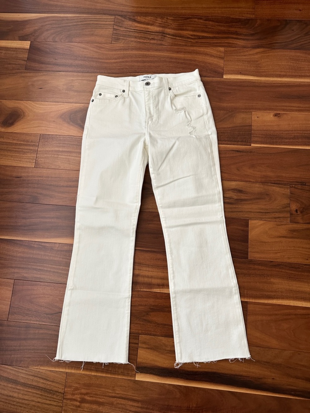 PISTOLE IVORY JEANS RAW HEM CROP SIZE 27 SLIGHT DISTRESS